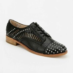 Sam Edelman Jayden Oxford Silver Studded Black Leather Flat Shoe Women’s Sz 5M🌴
